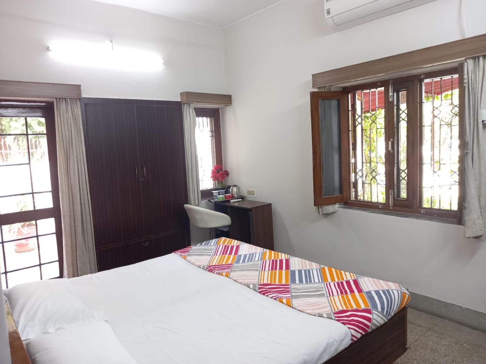 Bed and Breakfast Garden View Residency Лакхнау Экстерьер фото