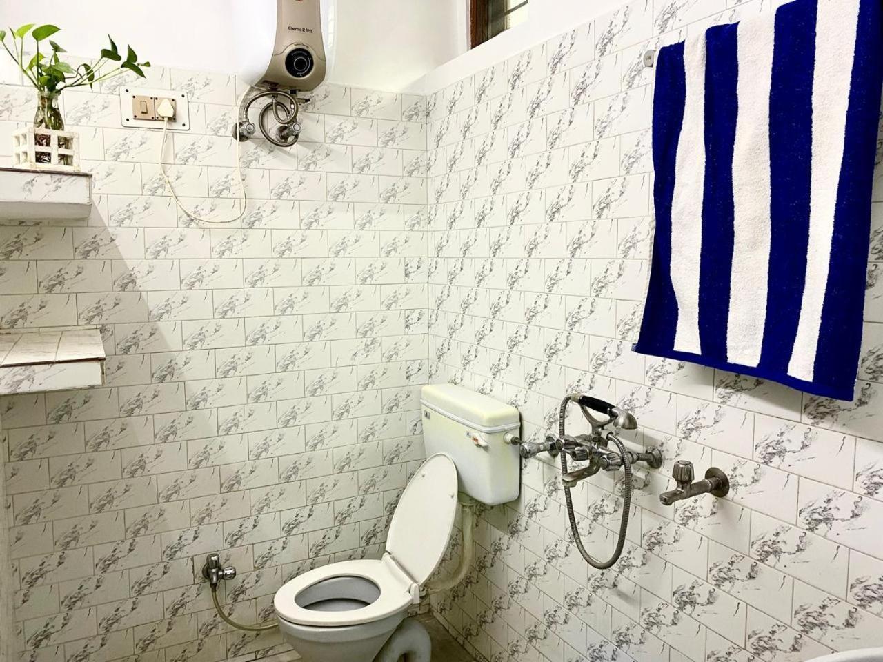 Bed and Breakfast Garden View Residency Лакхнау Экстерьер фото